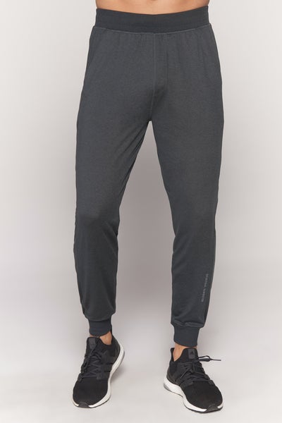 Ultra Performance Jogger